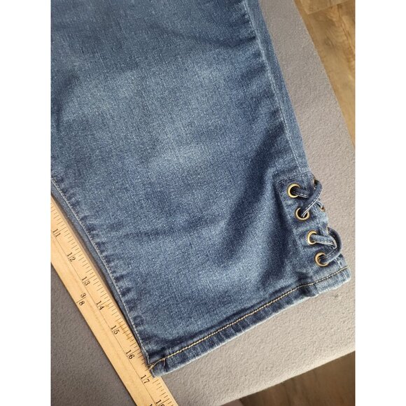 d. jeans Womens 16W Capri Denim Pants Criss Cross Grommet Design - Picture 7 of 8